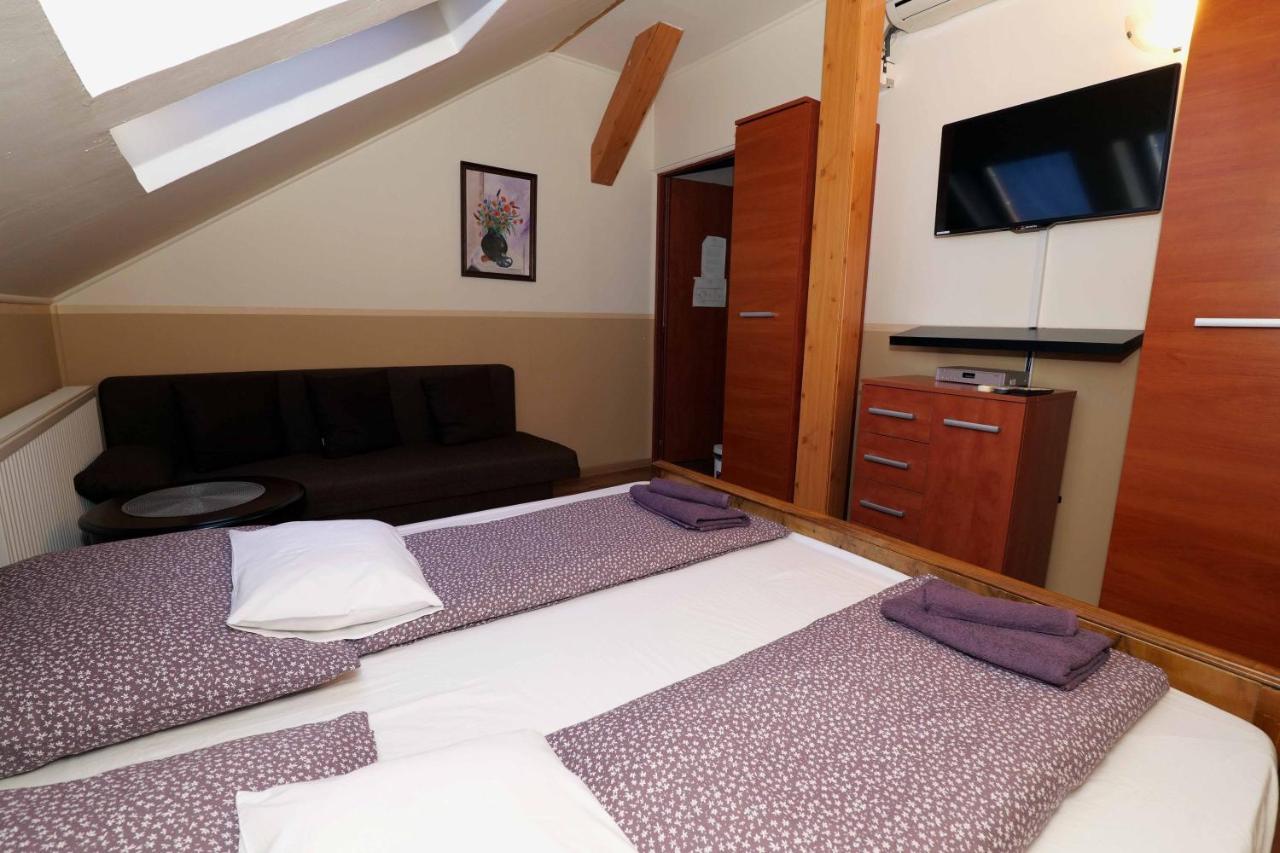 Hotel Nyilas Fogado Nyíregyháza Zewnętrze zdjęcie