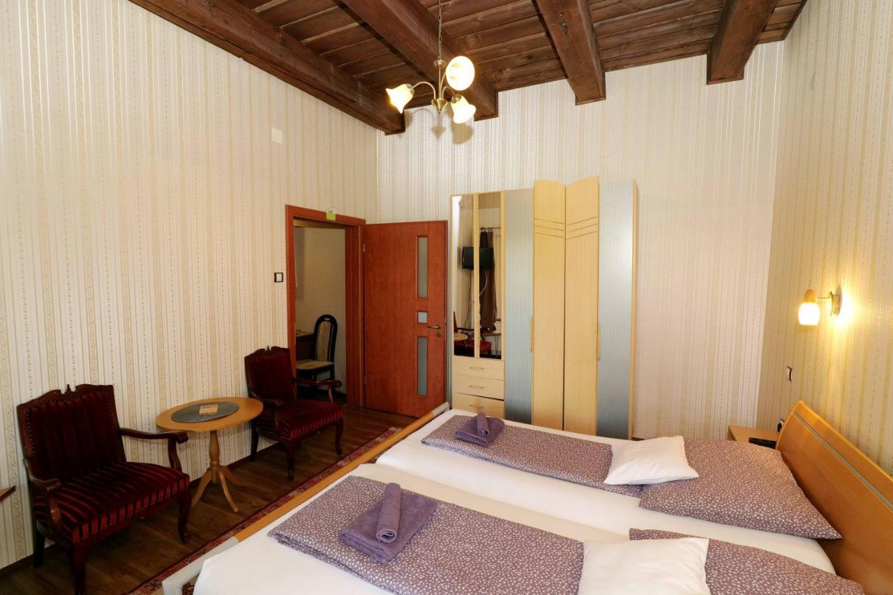 Hotel Nyilas Fogado Nyíregyháza Zewnętrze zdjęcie