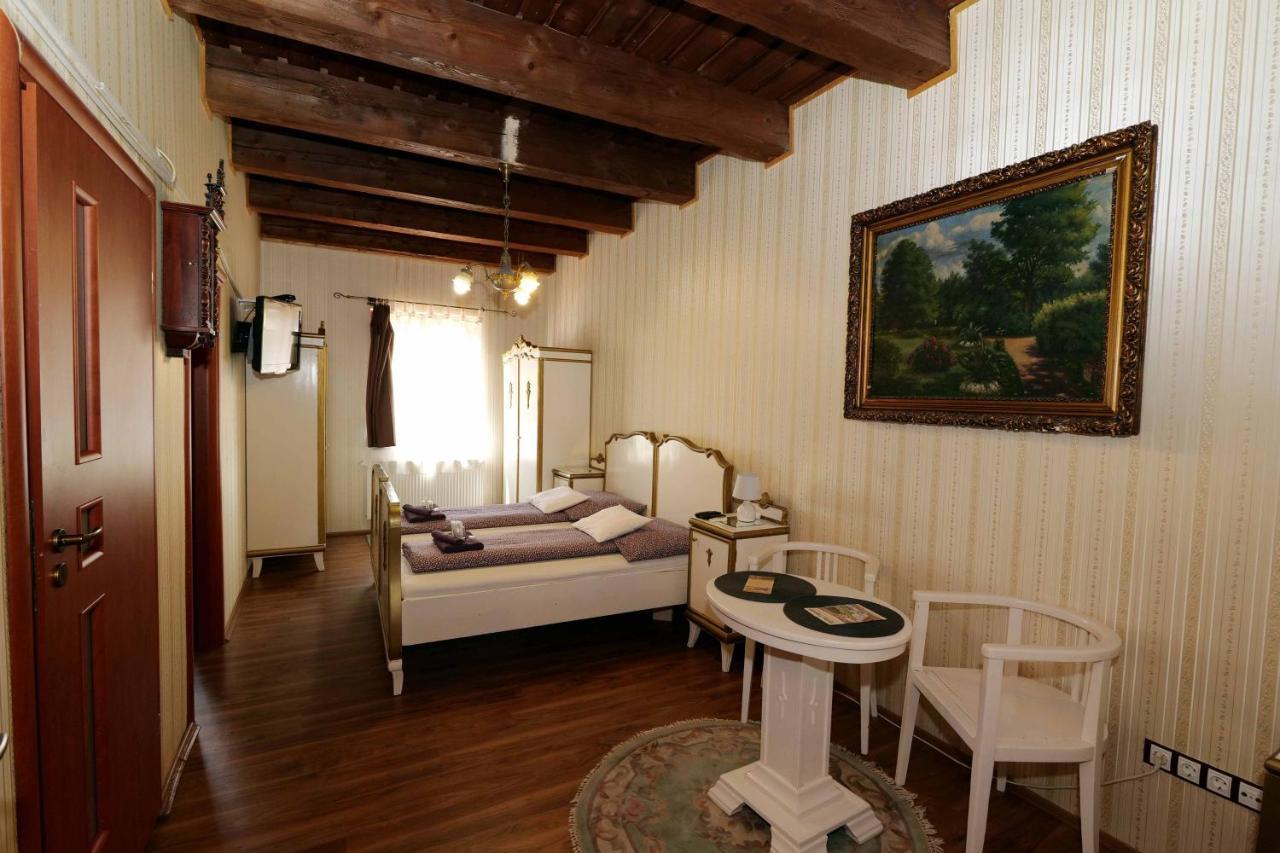 Hotel Nyilas Fogado Nyíregyháza Zewnętrze zdjęcie